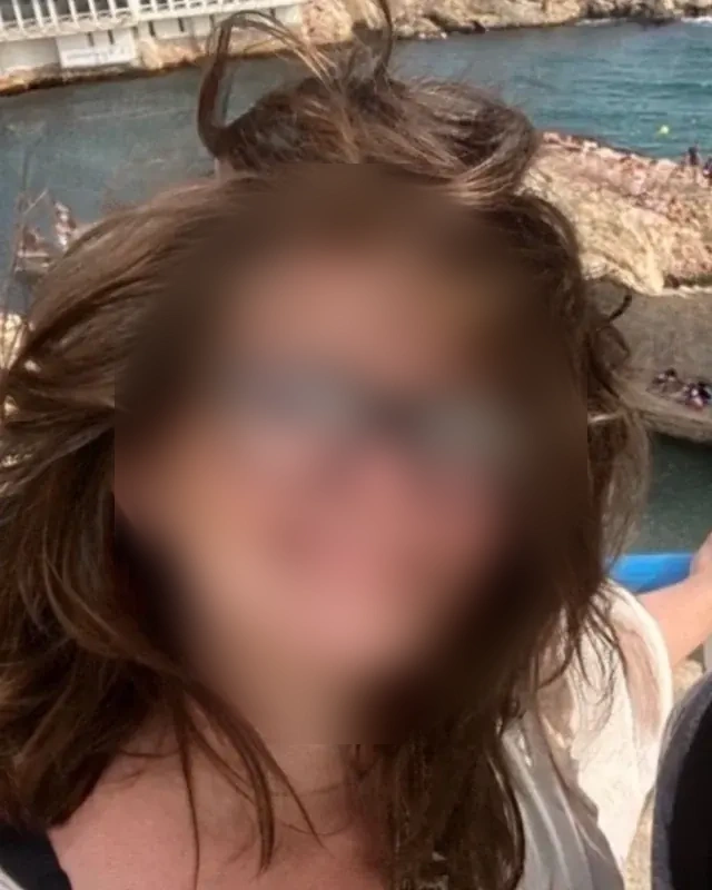 Julia - Image 4
